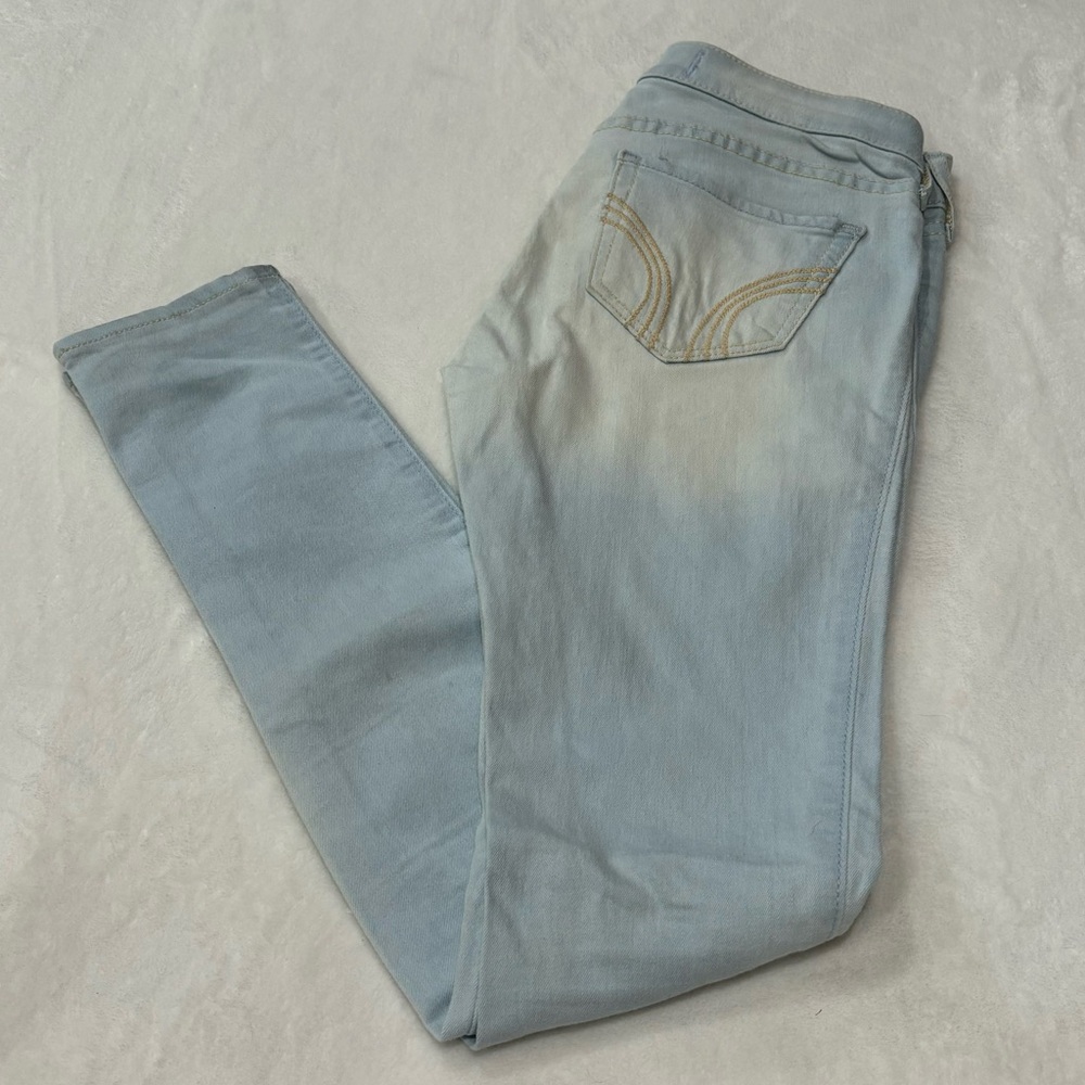 HOLLISTER Women's Light Wash Y2K Denim Skinny Jeans - blue, size 1R waist 25